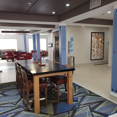 Holiday Inn Express Arlington Interstate 20 Parks Mall By Ihg Kültér fotó