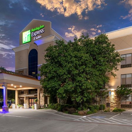 Holiday Inn Express Arlington Interstate 20 Parks Mall By Ihg Kültér fotó