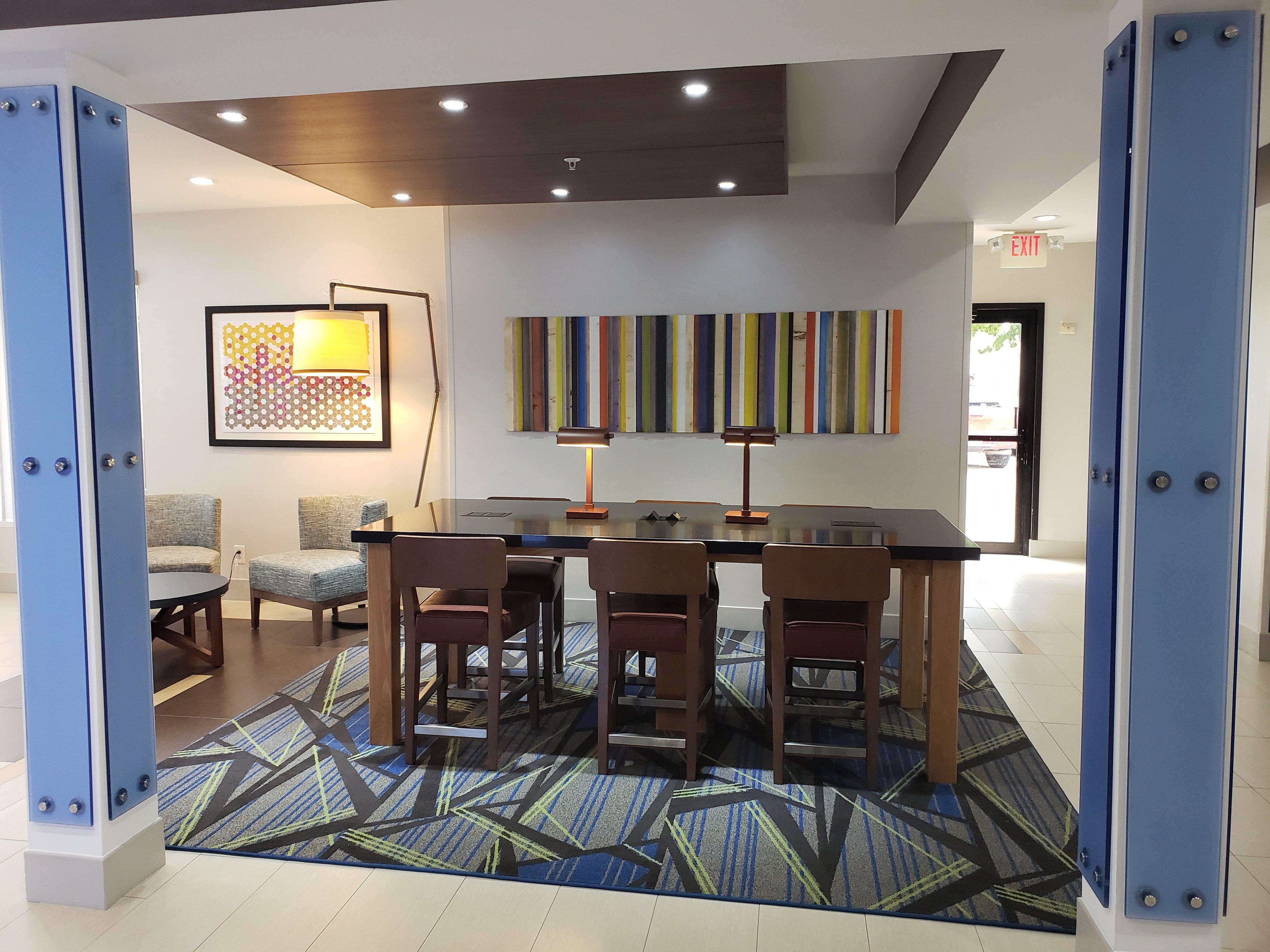 Holiday Inn Express Arlington Interstate 20 Parks Mall By Ihg Kültér fotó