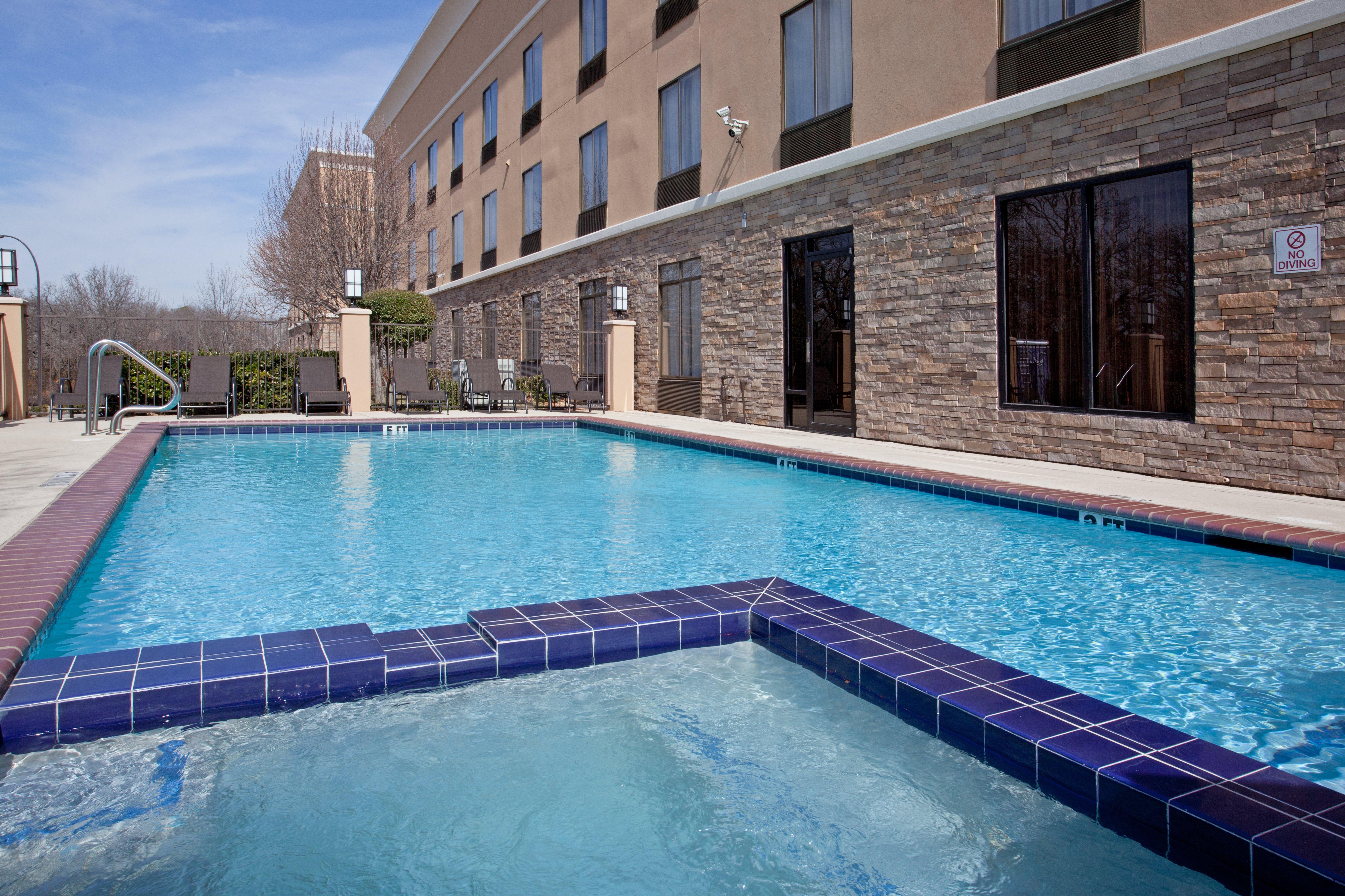 Holiday Inn Express Arlington Interstate 20 Parks Mall By Ihg Kültér fotó