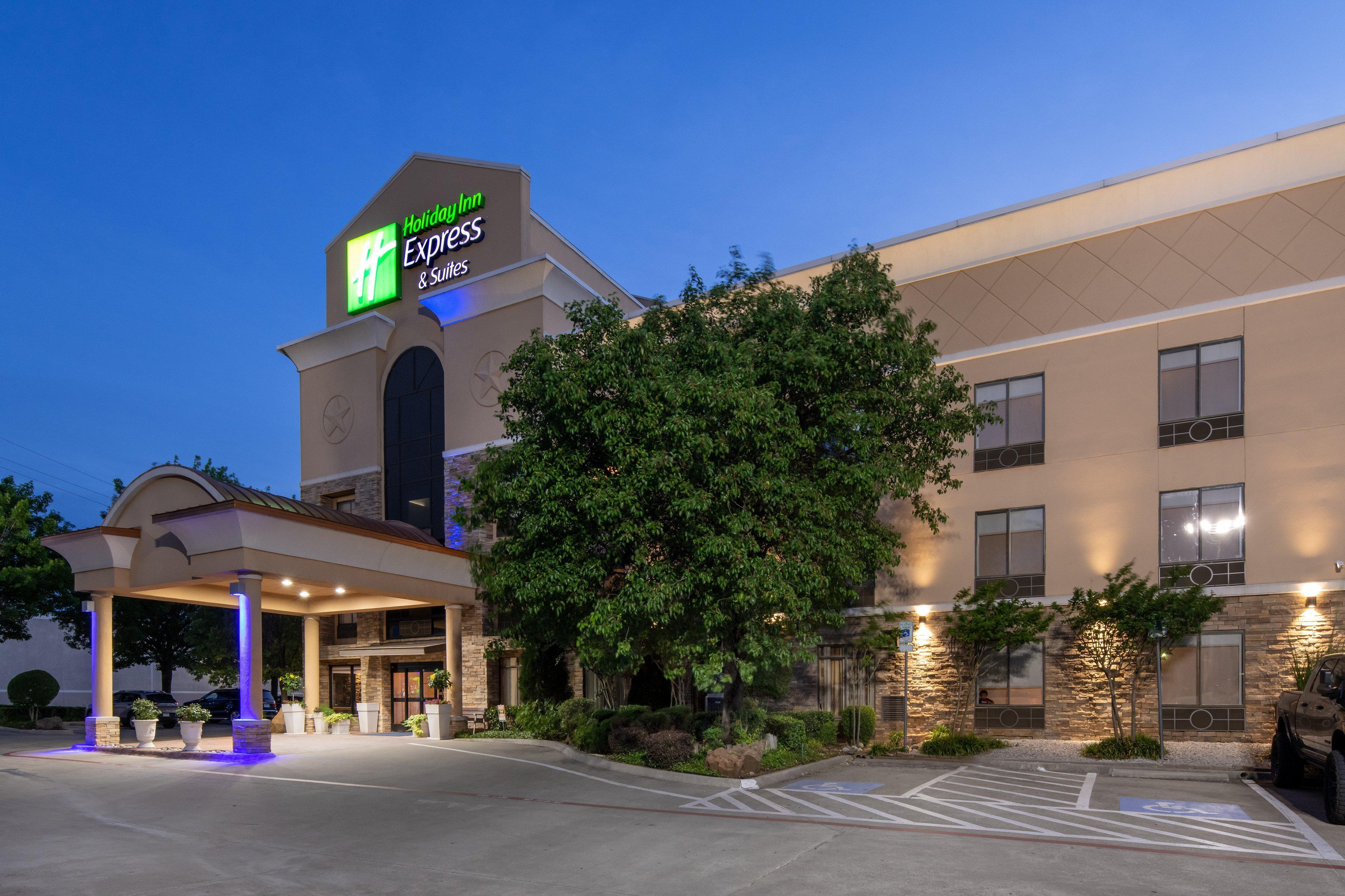 Holiday Inn Express Arlington Interstate 20 Parks Mall By Ihg Kültér fotó