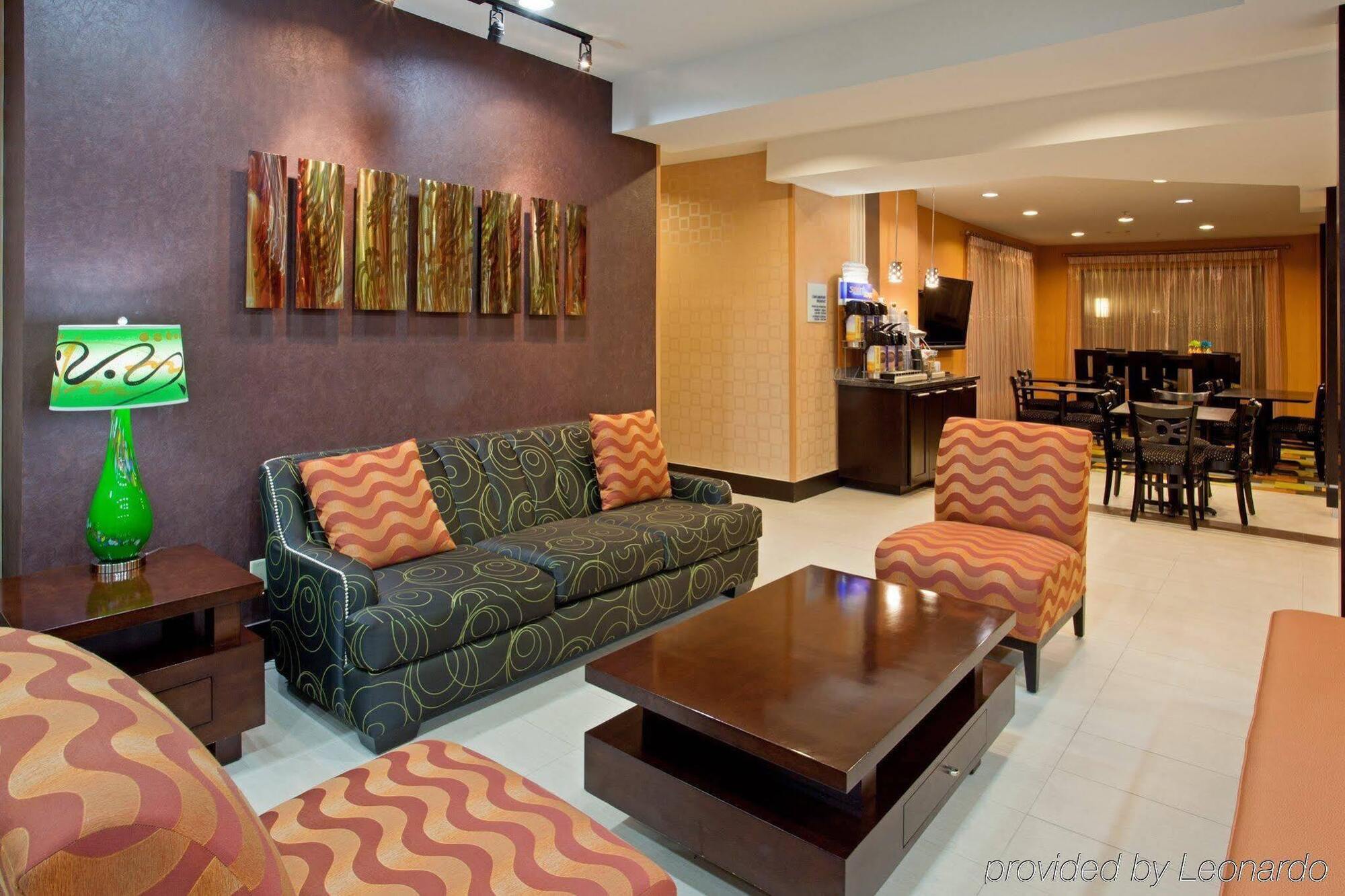 Holiday Inn Express Arlington Interstate 20 Parks Mall By Ihg Kültér fotó